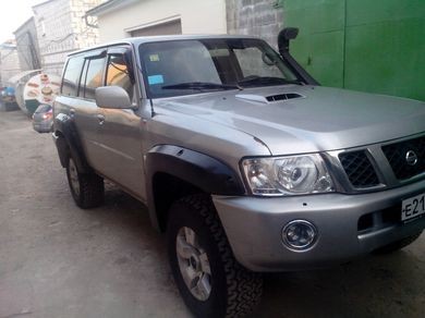 Расширители колесных арок Nissan Patrol Y61 2004+