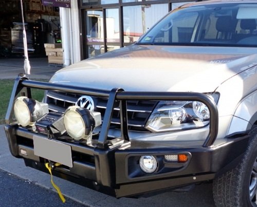 Бампер передний Dobinsons Classic для Volkswagen Amarok [BU63-3680]