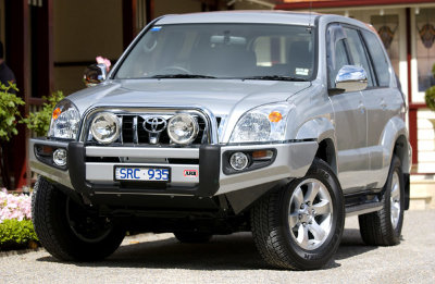 Силовой передний бампер ARB Sahara для Toyota Land Cruiser Prado 120 (с 2003 по 2009 г.в.)