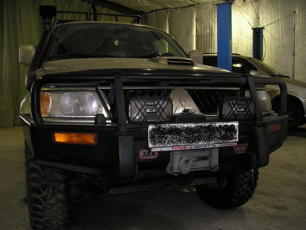 Бампер передний ARB Pajero Sport / Montero Sport
