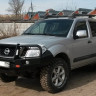 Передний силовой бампер OJ серии Трофи на Nissan Navara/Pathfinder III 2010-2015 с защитными дугами