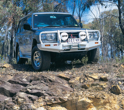 Силовой передний бампер ARB для Mitsubishi Pajero 1997+ GLS W/AIRBAG 9/8 [3434040]