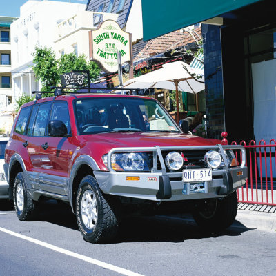 Передний силовой бампер ARB COMBO для Mitsubishi Pajero NM 2000-2004 8/9/9500 [3434050]