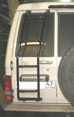 Лестница для Toyota Land Cruiser 75 на заднюю дверь (высокая дверь)